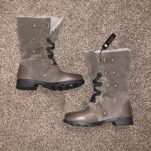 NWOB Sorel Emelie Lace Up Waterproof Boots